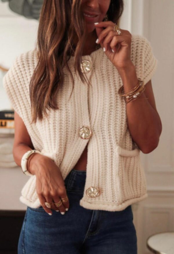 White knit vest