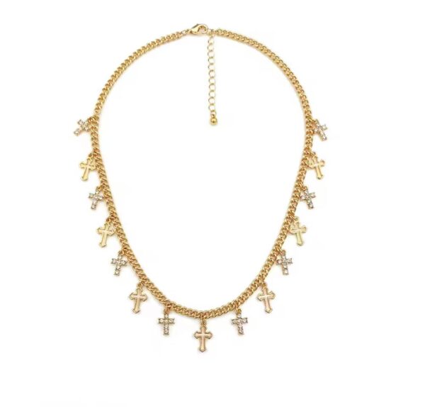 Cross luxe necklace