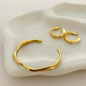 18K Gold plated bangle